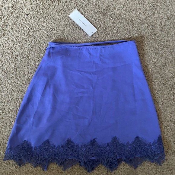 Urban Outfitters blue / purple mini skirt size small with lace on bottom NWT - Picture 12 of 13
